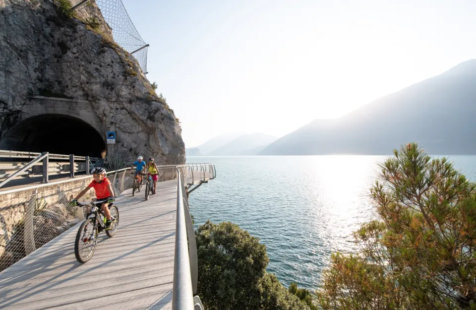Biking at the Garda lake
